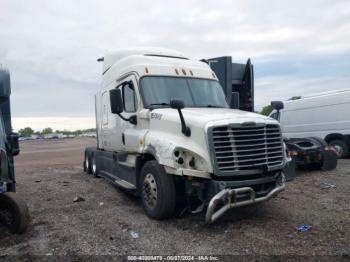  Salvage Freightliner Cascadia 125