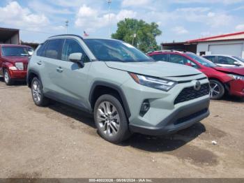  Salvage Toyota RAV4