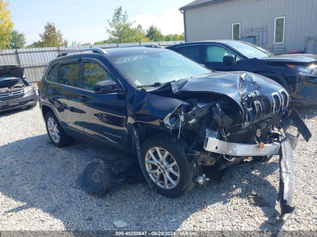  Salvage Jeep Cherokee