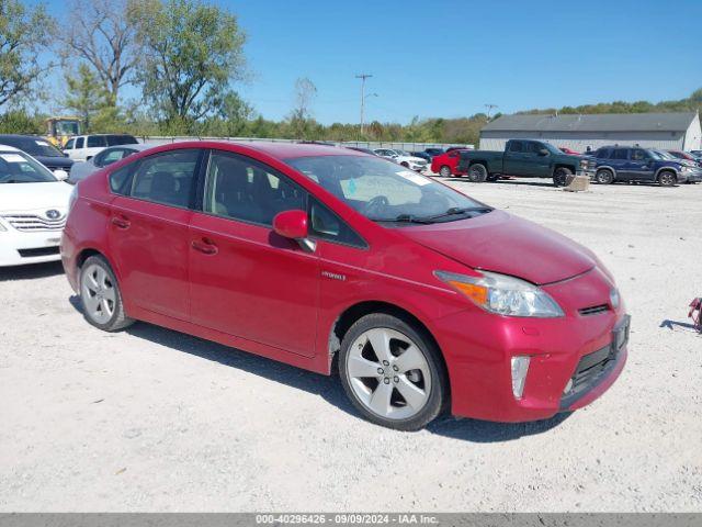  Salvage Toyota Prius