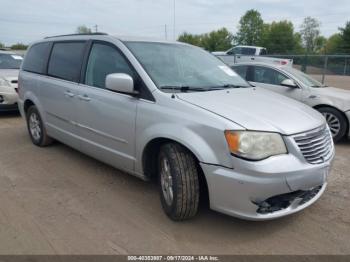  Salvage Chrysler Town & Country