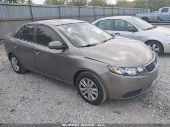  Salvage Kia Forte