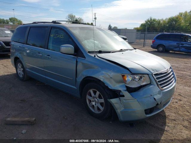  Salvage Chrysler Town & Country