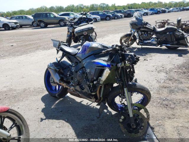  Salvage Yamaha Yzfr1