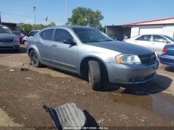  Salvage Dodge Avenger