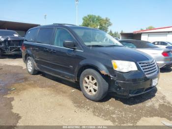  Salvage Chrysler Town & Country