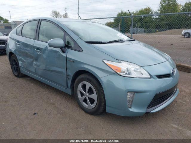  Salvage Toyota Prius