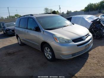  Salvage Toyota Sienna