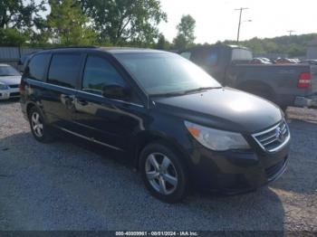  Salvage Volkswagen Routan