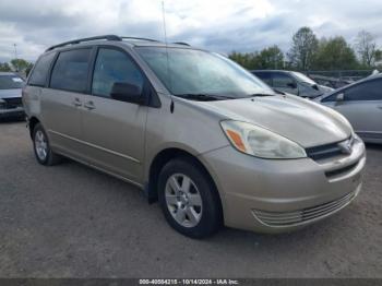  Salvage Toyota Sienna