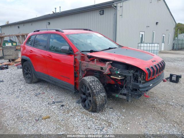  Salvage Jeep Cherokee