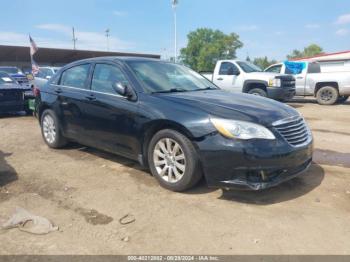  Salvage Chrysler 200