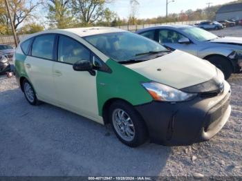  Salvage Toyota Prius v