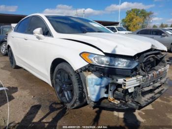  Salvage Ford Fusion