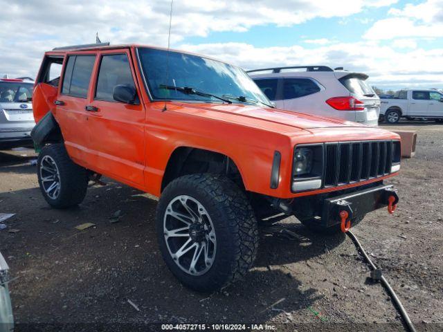  Salvage Jeep Cherokee