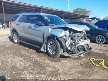  Salvage Ford Explorer