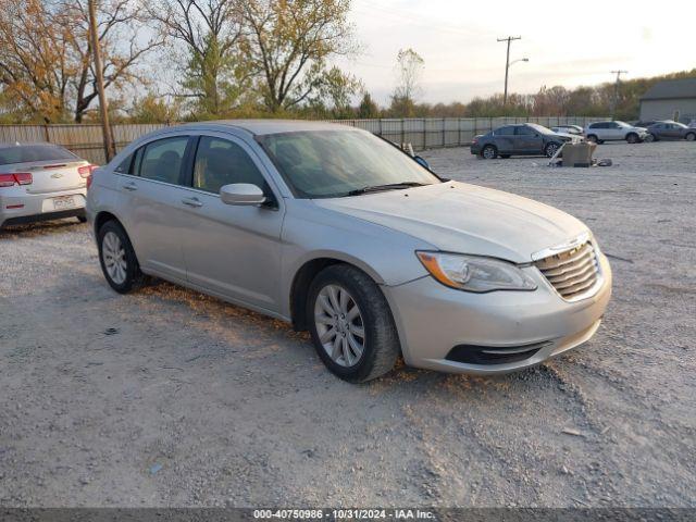  Salvage Chrysler 200