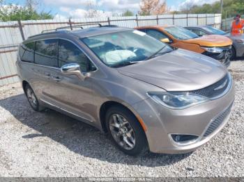  Salvage Chrysler Pacifica