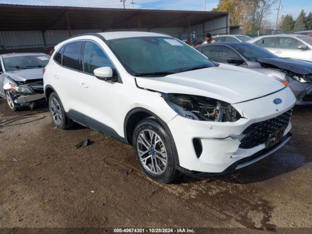  Salvage Ford Escape