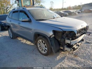  Salvage Jeep Cherokee