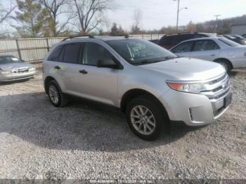  Salvage Ford Edge