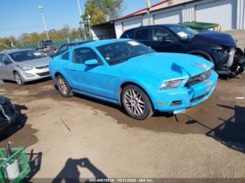  Salvage Ford Mustang