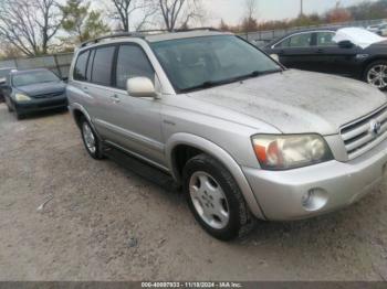  Salvage Toyota Highlander