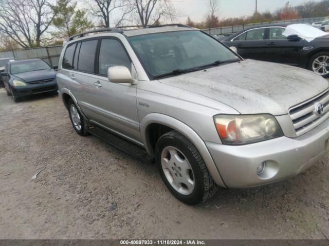  Salvage Toyota Highlander