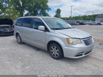  Salvage Chrysler Town & Country