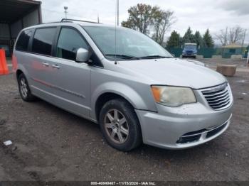  Salvage Chrysler Town & Country