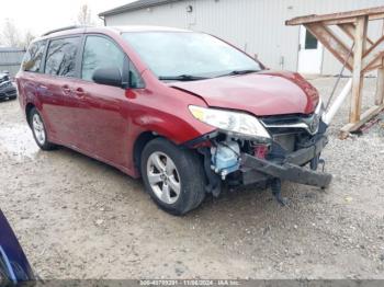  Salvage Toyota Sienna