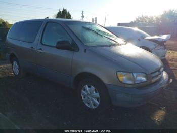  Salvage Toyota Sienna