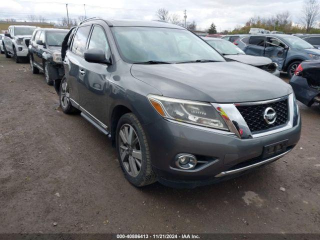  Salvage Nissan Pathfinder