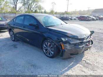  Salvage Chrysler 200