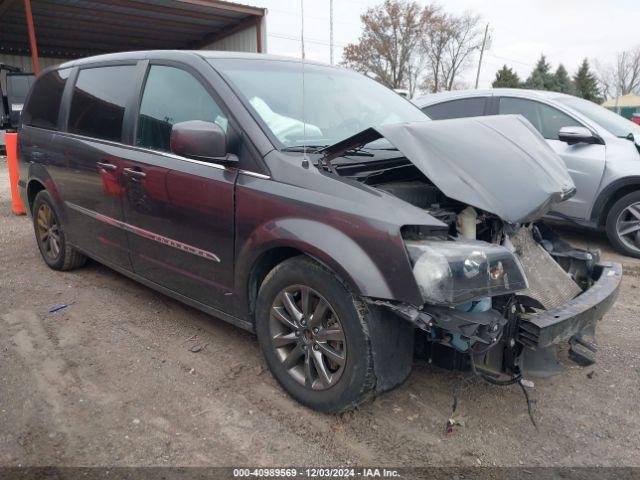  Salvage Chrysler Town & Country