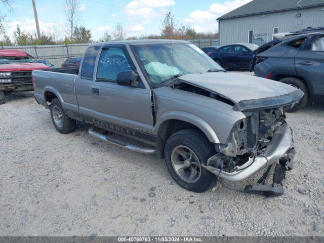  Salvage Chevrolet S-10