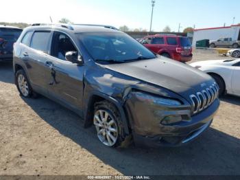  Salvage Jeep Cherokee