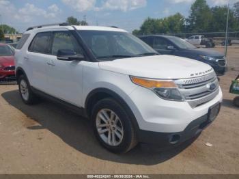  Salvage Ford Explorer