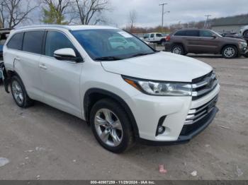  Salvage Toyota Highlander