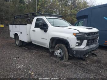  Salvage Chevrolet Silverado 3500