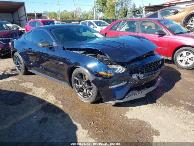  Salvage Ford Mustang