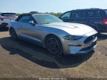  Salvage Ford Mustang