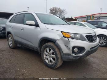  Salvage Kia Sorento