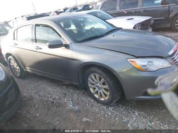  Salvage Chrysler 200