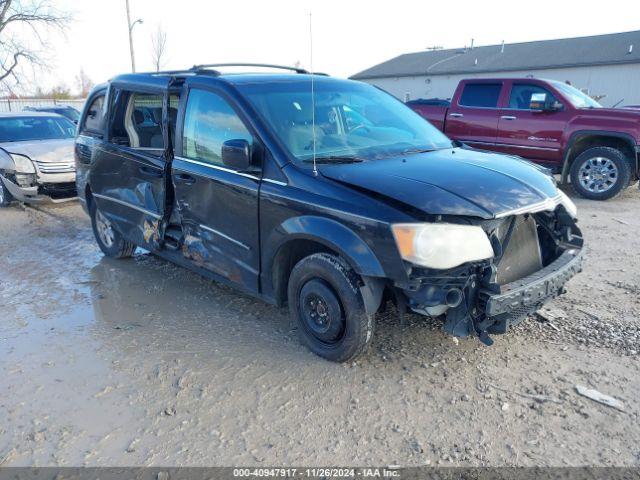  Salvage Chrysler Town & Country