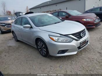  Salvage Nissan Altima