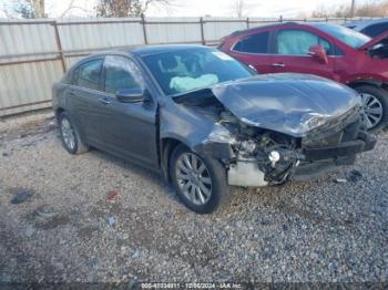  Salvage Chrysler 200