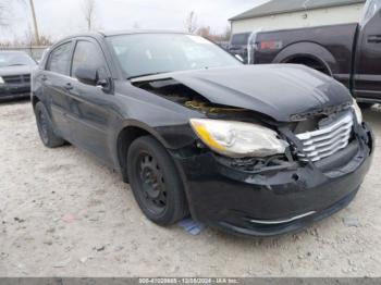  Salvage Chrysler 200