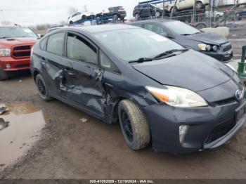  Salvage Toyota Prius