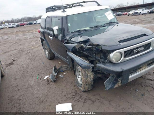  Salvage Toyota FJ Cruiser